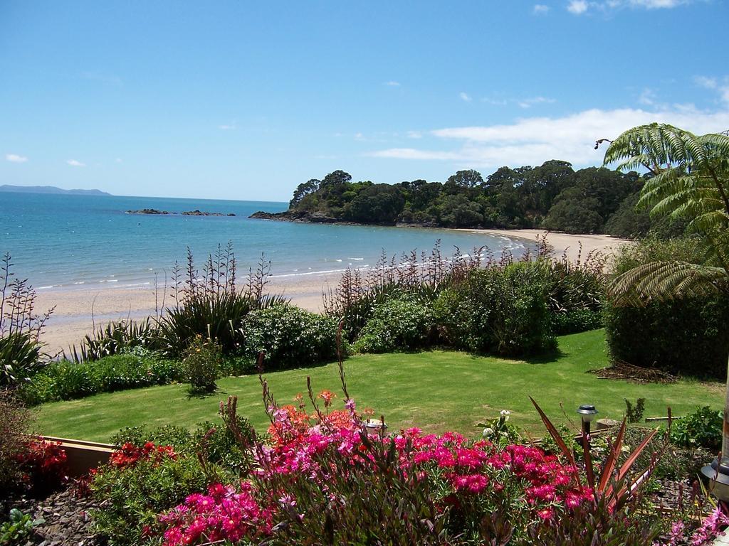 By The Bay Beachfront Apartments Mangonui Esterno foto