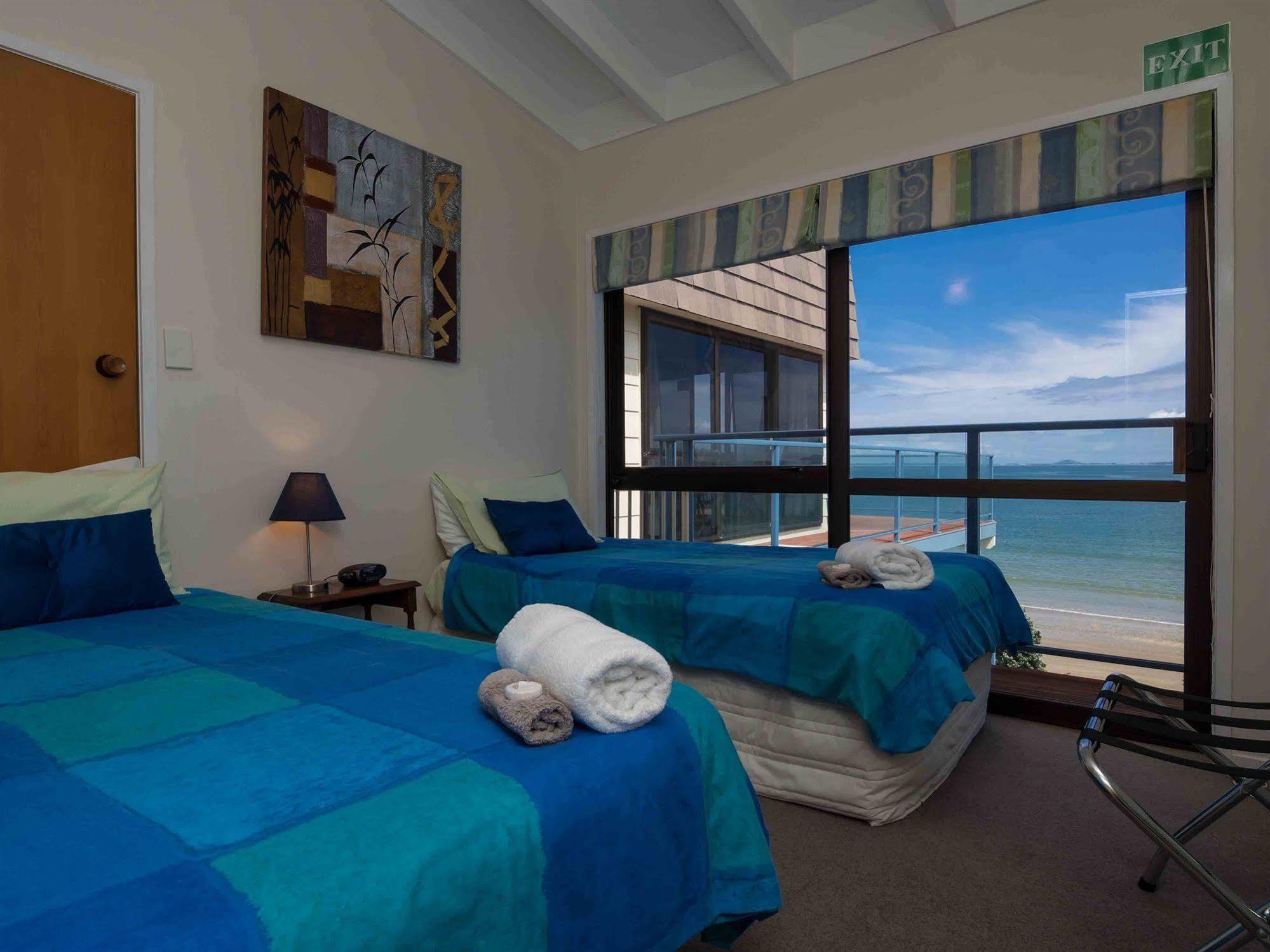 By The Bay Beachfront Apartments Mangonui Esterno foto